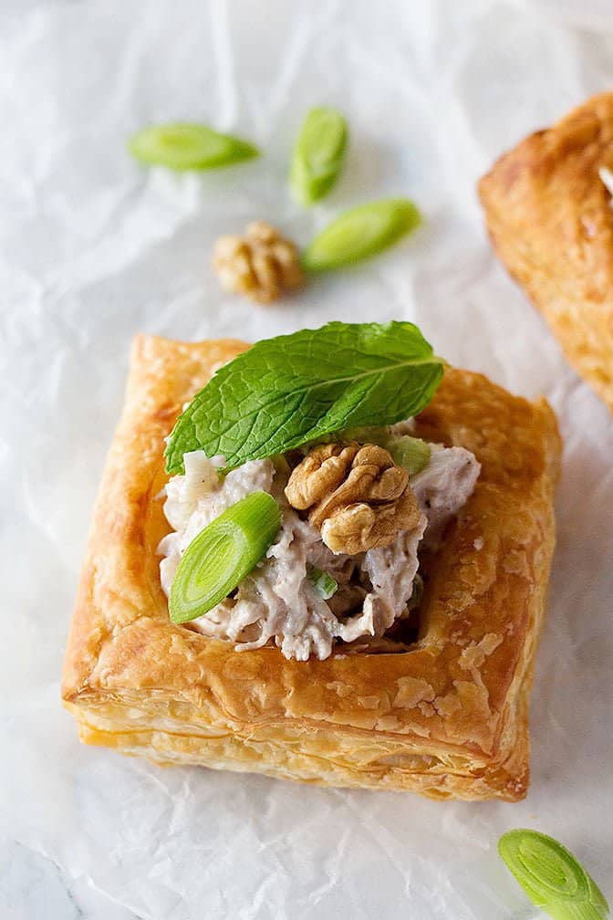 This Chicken Walnut Puff Pastry is a great appetizer as it's very easy and can be made ahead of time. The creamy and crunchy texture of this dish satisfies every appetite! 