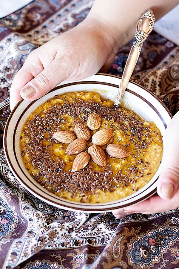 This pumpkin oatmeal will be your favorite fall breakfast. This delicious and creamy oatmeal flavored with pumpkin and pumpkin spice is super east to make. 