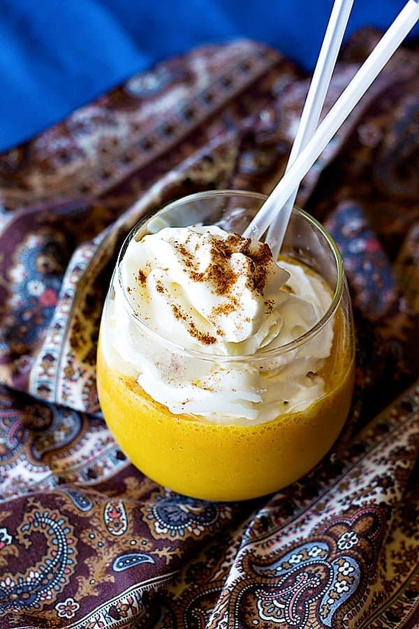 Start your morning with an all-time favorite fall dessert flavored smoothie. Pumpkin Pie Smoothie is naturally sweetened and tastes just like pumpkin pie! 