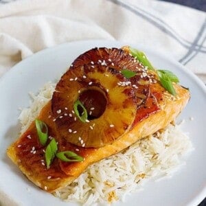 Give your usual seafood recipe a great twist with this teriyaki pineapple salmon. Fresh pan seared salmon smothered in delicious sweet and tangy sauce topped with caramelized pineapple!