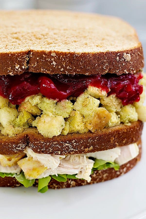 Thanksgiving Sandwich with the Moist Maker is a great way to use up all those leftovers from Thanksgiving. This Thanksgiving sandwich recipe is easy and super delicious! 