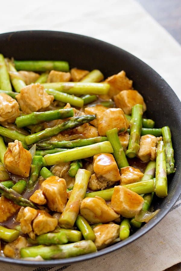 Chicken Asparagus Stir Fry is a simple yet very delicious choice for weeknight dinners. All the flavor is in the special sauce made from basic ingredients!