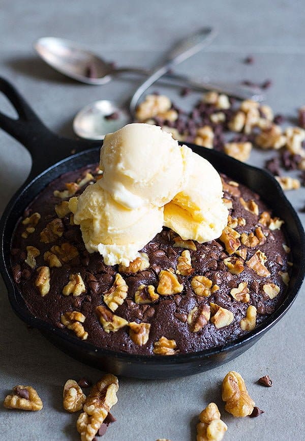 Nothing beats a good ooey gooey Double Chocolate Walnut Skillet Brownie with a large glass of milk. You'll need only a few ingredients to make this delicious skillet brownie!