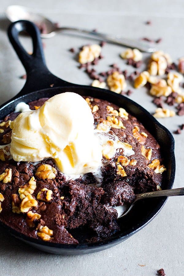 Nothing beats a good ooey gooey Double Chocolate Walnut Skillet Brownie with a large glass of milk. You'll need only a few ingredients to make this delicious skillet brownie!