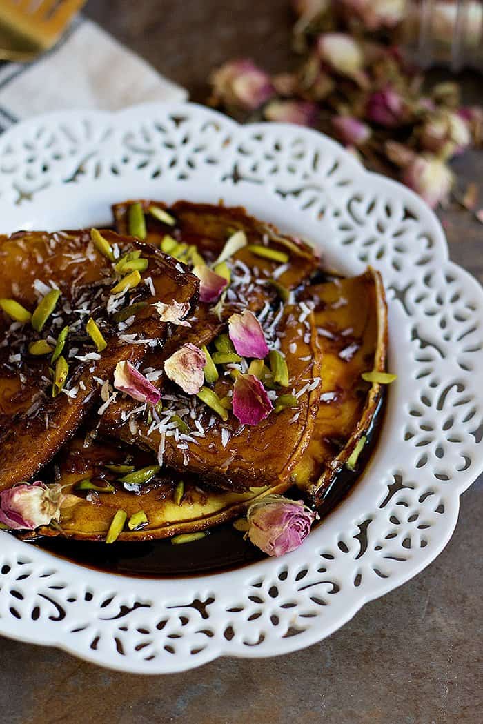  Persian Homemade Crepe Recipe with Molasses - from unicornsinthekitchen.com #Persianfood #Persian