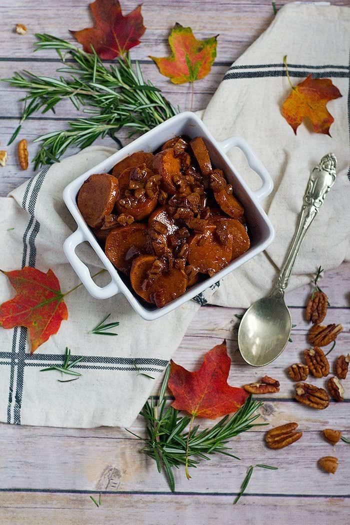 Maple Pecan Sweet Potatoes | maple pecan sweet potatoes mashed | maple pecan sweet potato Casserole | from unicornsinthekitchen.com 