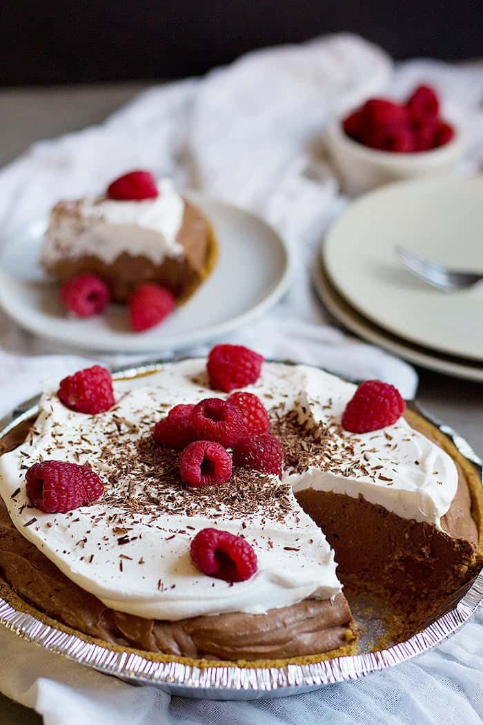 No Bake Chocolate Cream Pie is silky, velvety and very delicious! This Pie requires minimal preparation, and is so easy, everyone can make it!