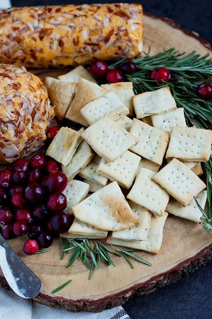 Garlic Crackers | Rosemary Garlic Crackers Recipe | Garlic Crackers Recipe | #Snacks #Rosemary #CheeseandCrackers