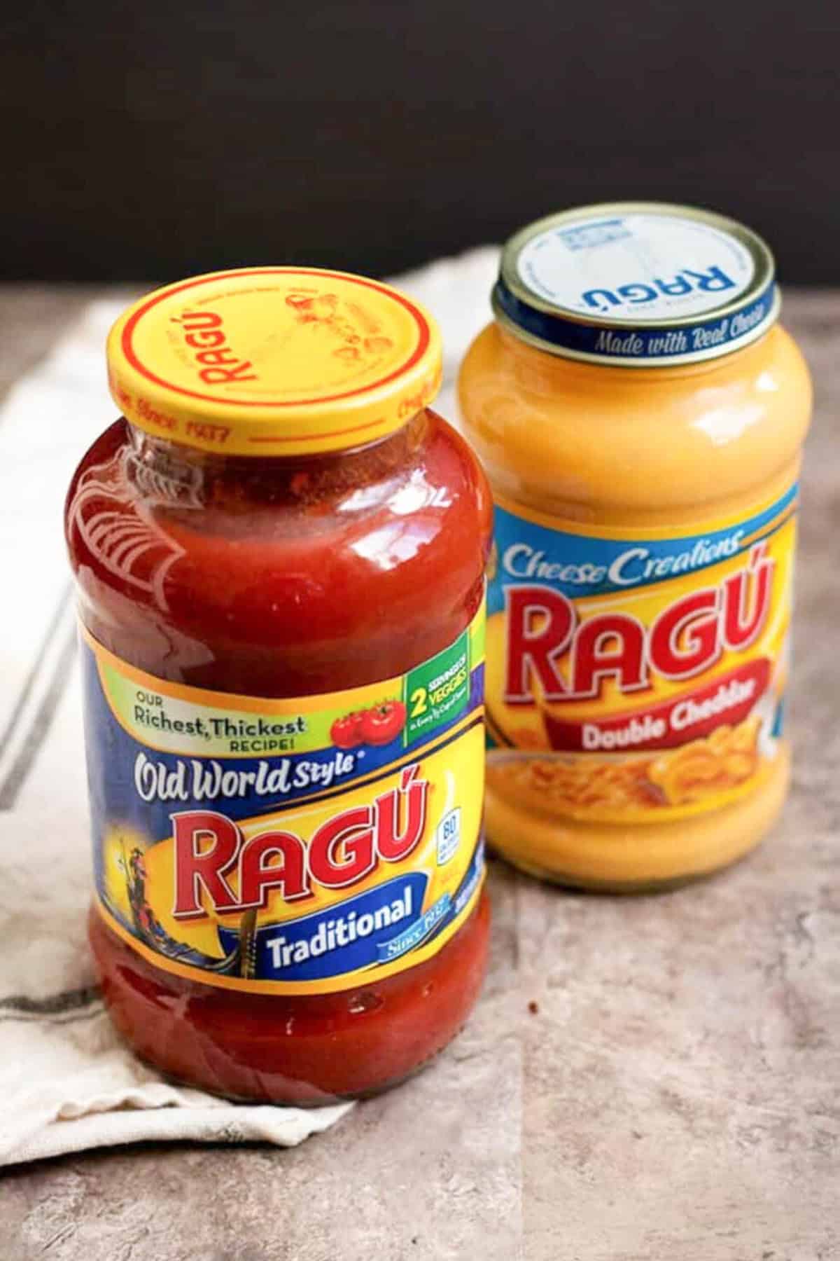 Pasta sauce and cheese sauce used for pizza dip recipe. 