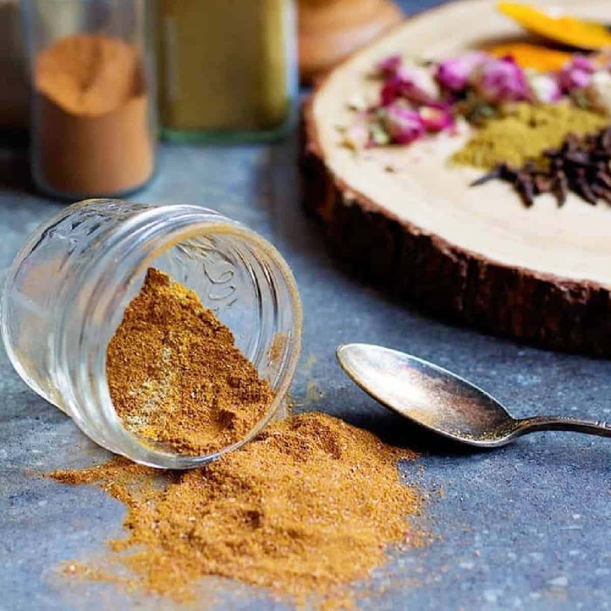 Advieh is a Persian spice mix made with several aromatic spices. Warm and flavorful spices such as cardamom, turmeric and cinnamon make the perfect mix for any recipe! 
