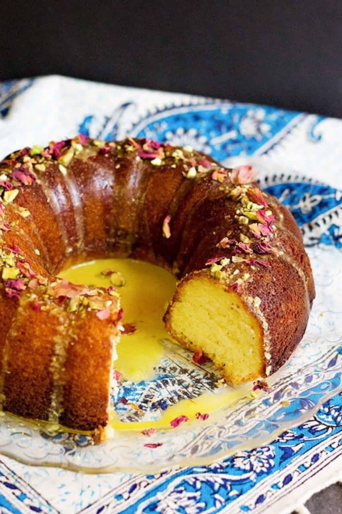 You will fall in love with this Bundt Cake. Not only because it's filled with aromatic rosewater and cardamom, but also because it's full of love!