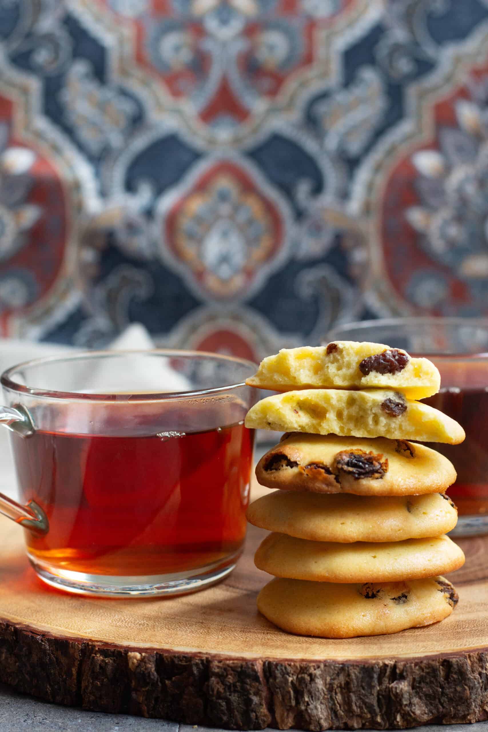 Serve Persian raisin cookies with some freshly brewed tea.