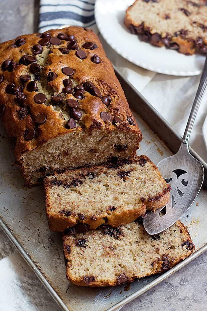 This banana chocolate chip bread recipe is perfect for breakfast 