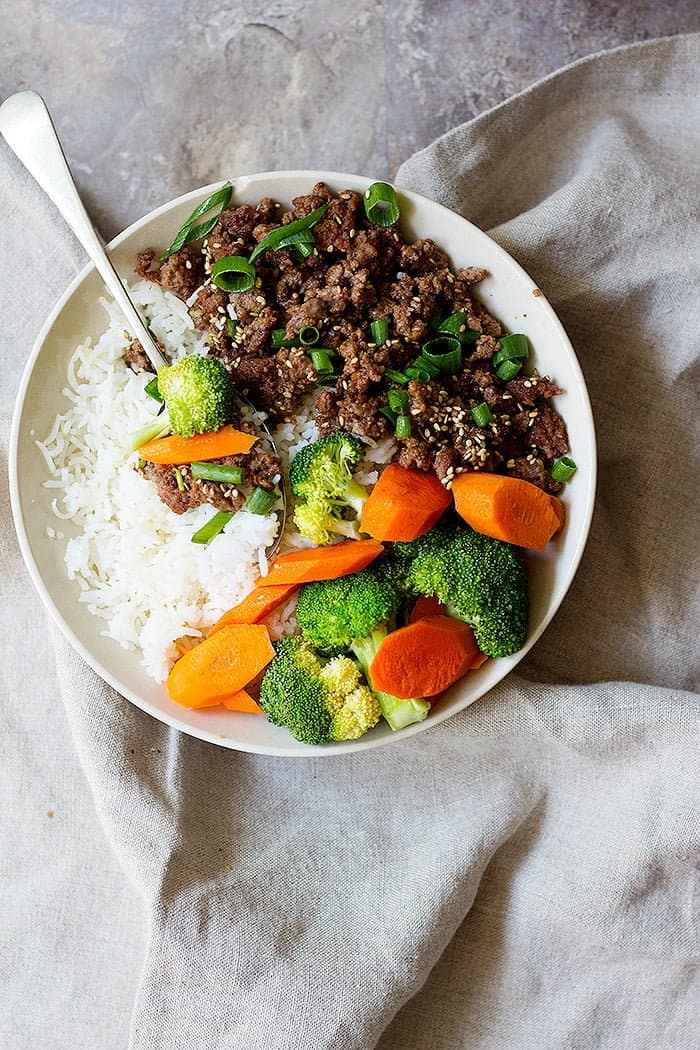 This is one of the best ground beef and rice recipes that's ready in no time.