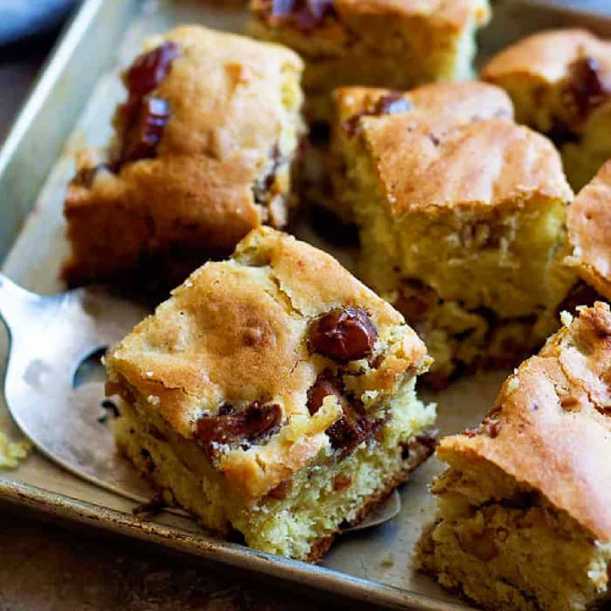 Easy Date and Walnut Cake