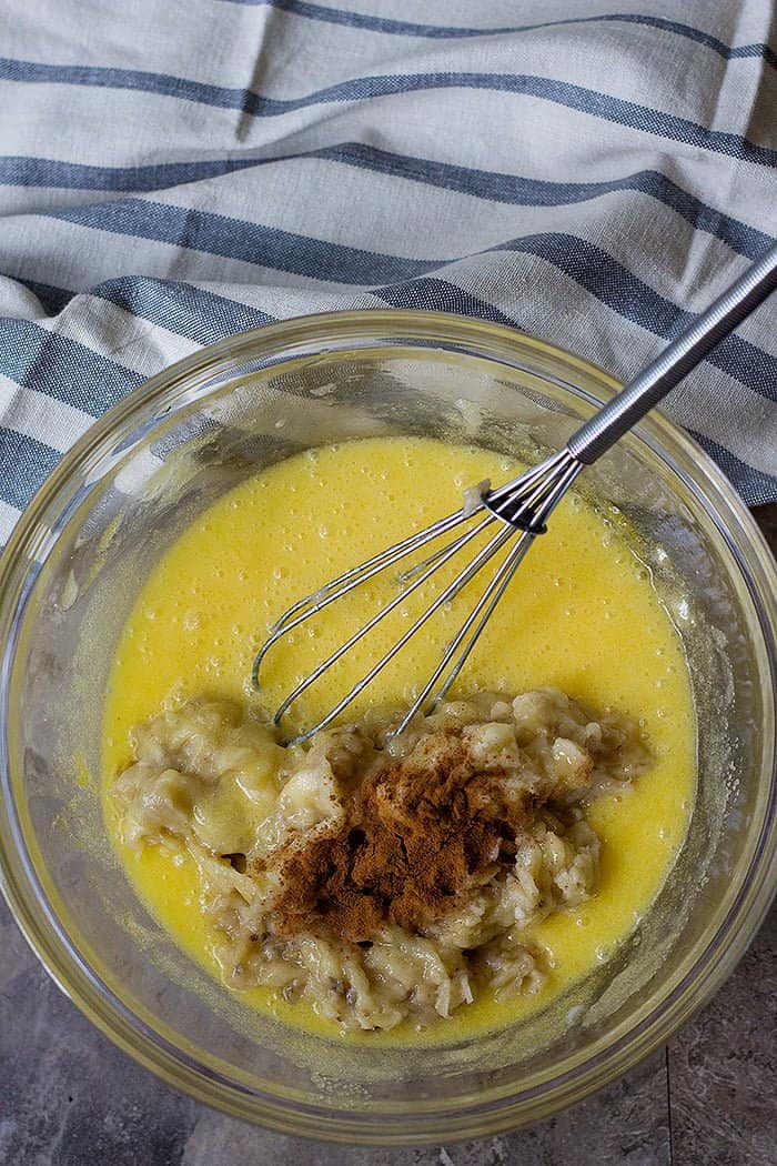 mashed bananas and cinnamon