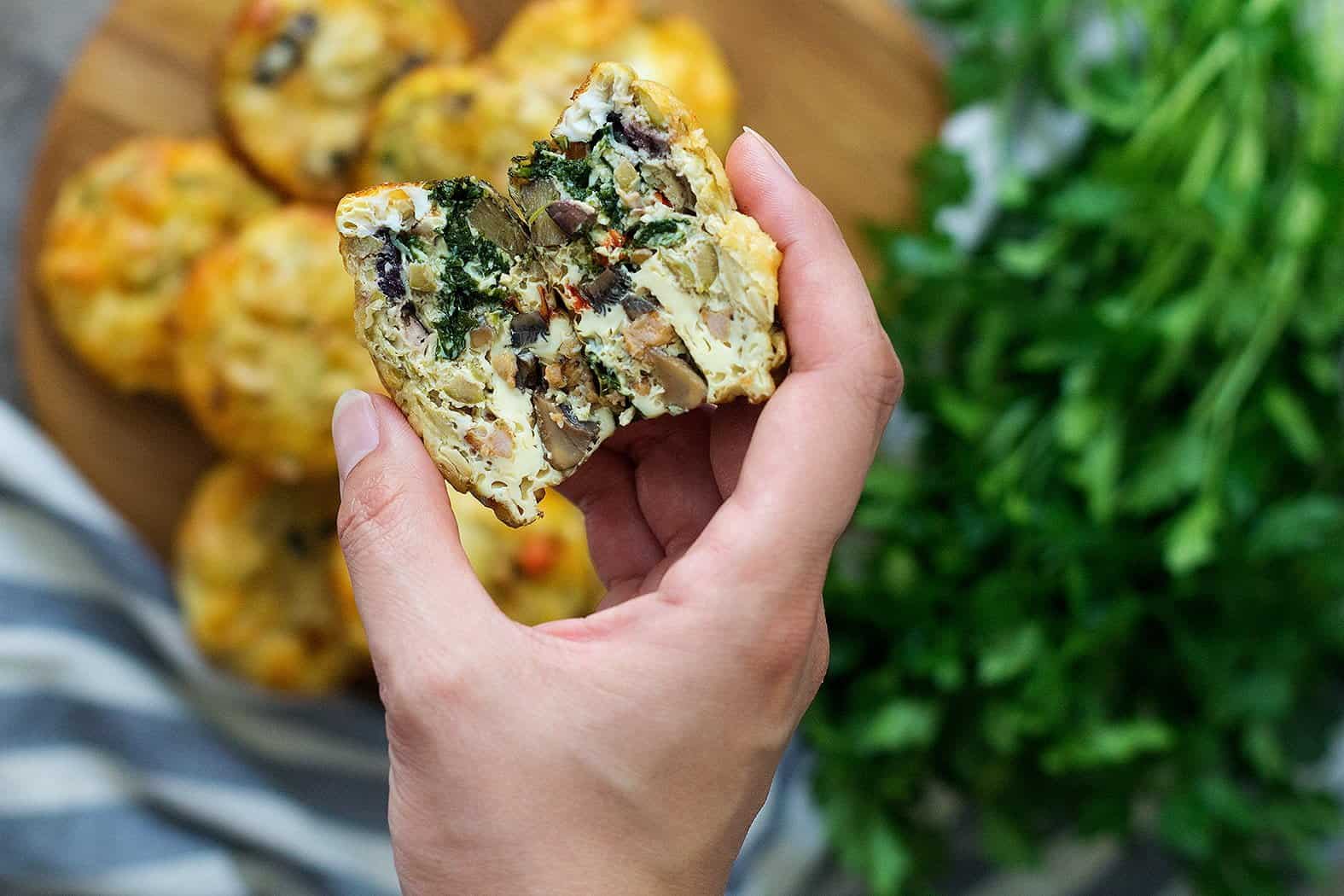 Sausage cheese muffins are filled with vegetables and delicious sausage.