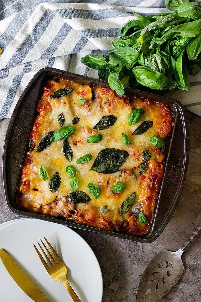 This is an easy vegetable lasagna recipe that is perfect for any day of the week. This vegetarian lasagna is cheesy, packed with veggies and absolutely delicious!