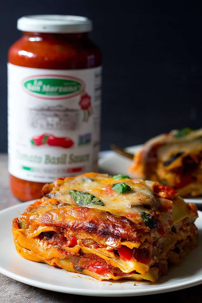 This is an easy lasagna recipe that is vegetarian. 
