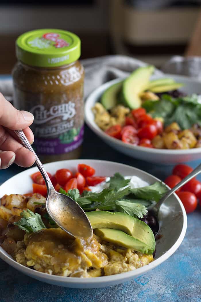 Pour salsa on breakfast bowls to add flavor. 