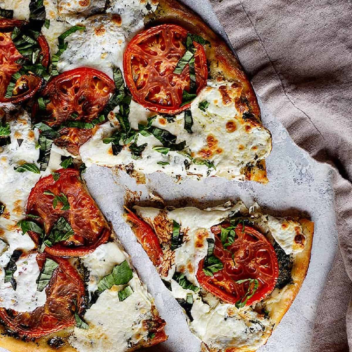 Best Caprese Pizza (Video)