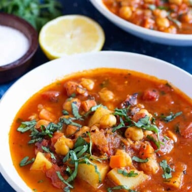 Bamya (Middle Eastern Okra Stew) • Unicorns in the Kitchen