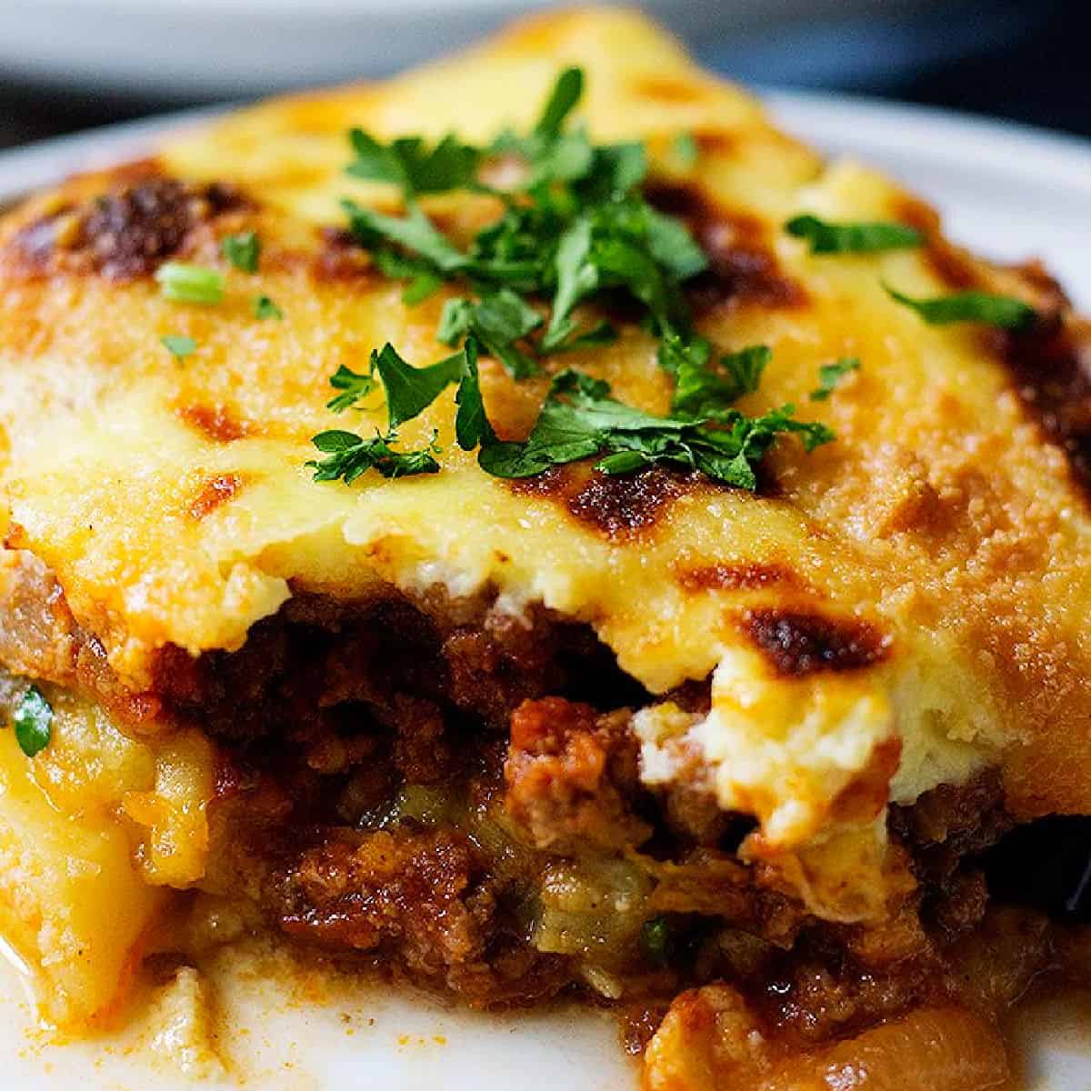 Kompleks offer Personlig Greek Moussaka Recipe (Step-by-Step Tutorial) • Unicorns in the Kitchen