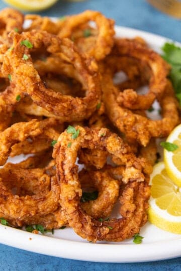 Fried Calamari Recipe (Light And Crispy!) • Unicorns in the Kitchen