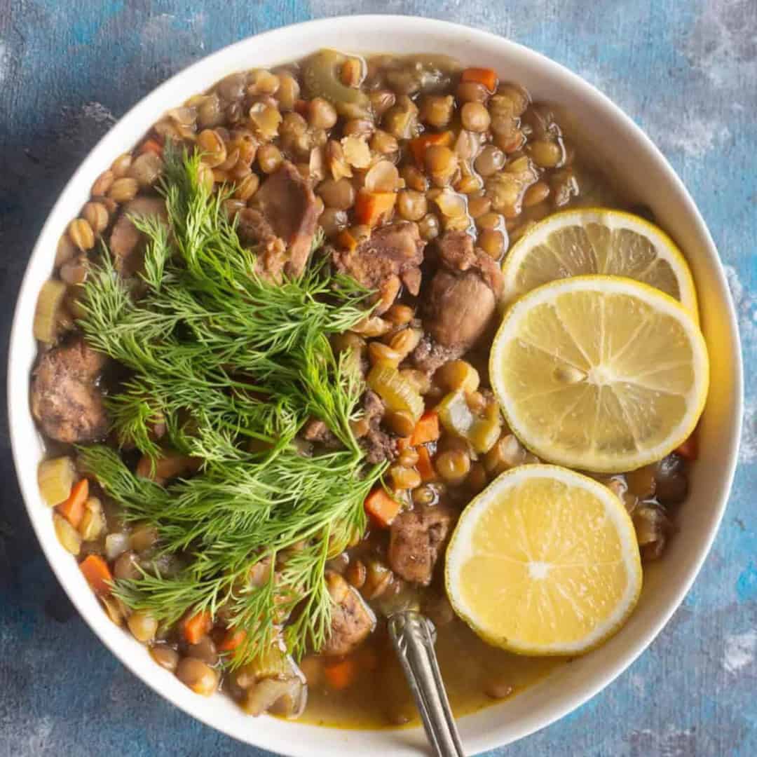 Final flavoring: Finish up by adding chopped fresh dill and lemon and serve warm.