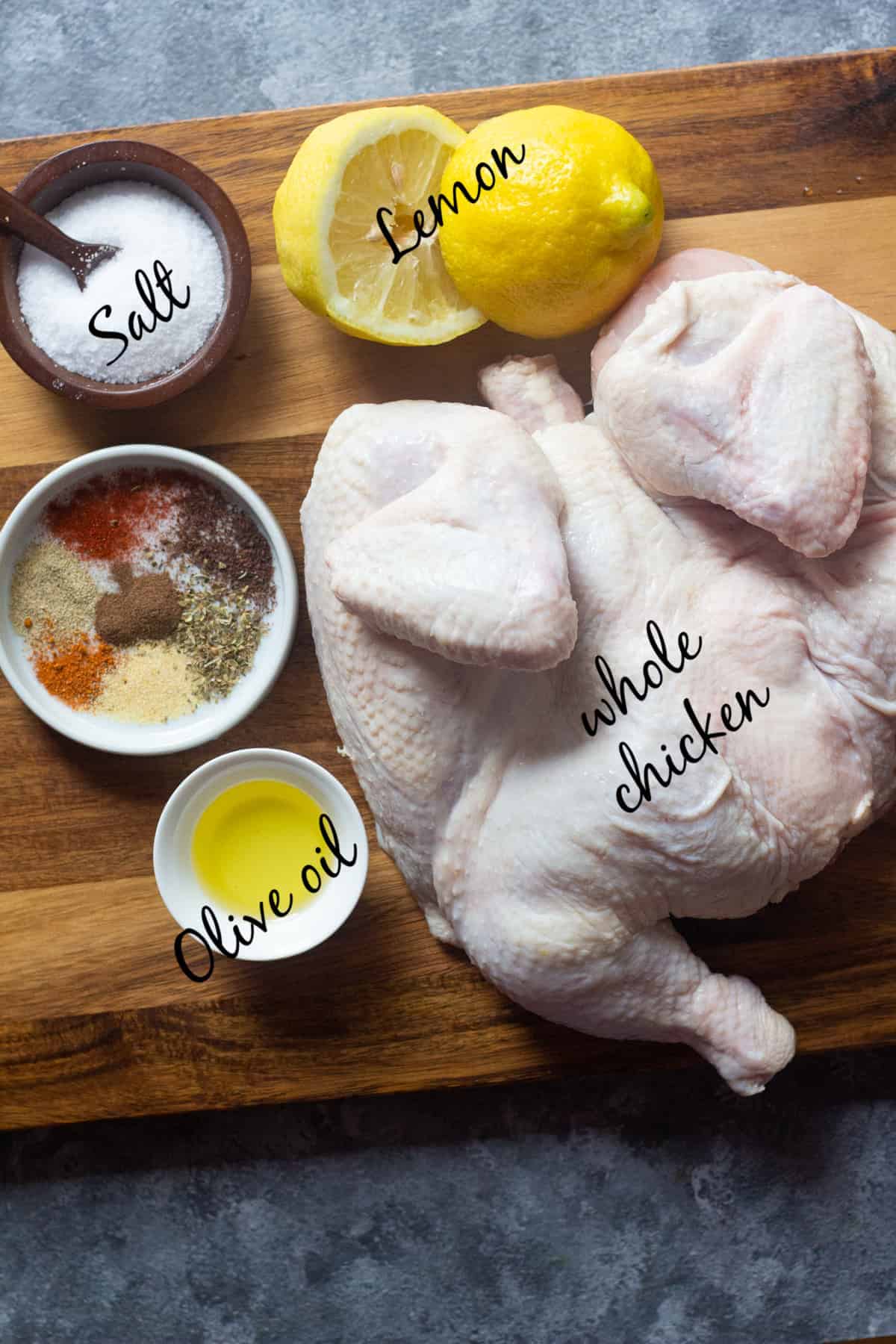 To make this recipe you need aa whole spatchcocked chicken, lemon, olive oil, salt and spices.