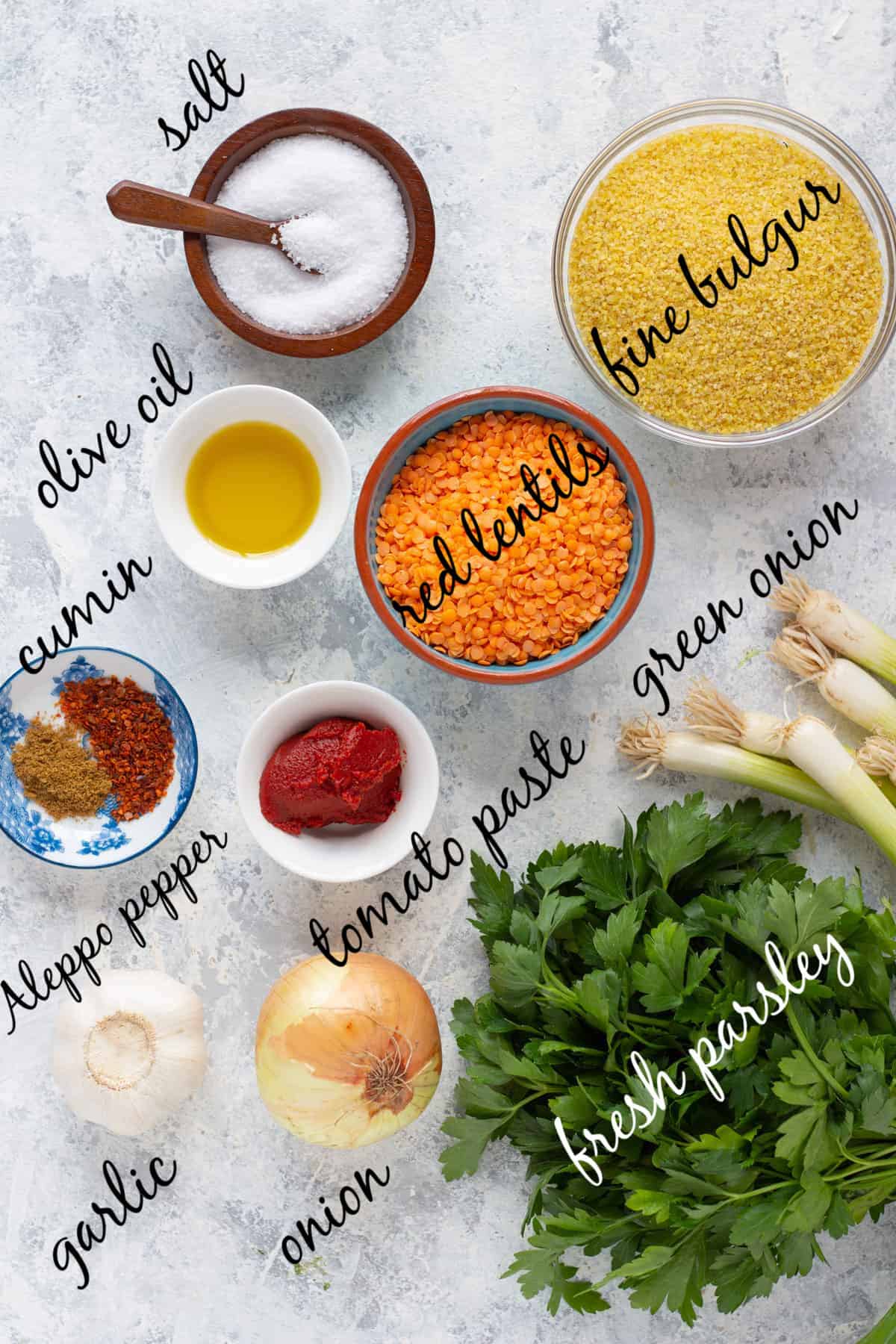 To make Mercimek koftesi (Turkish lentil balls), you need red lentils, bulgur, salt, olive oil, spices, tomato paste, herbs, onion and garlic. 