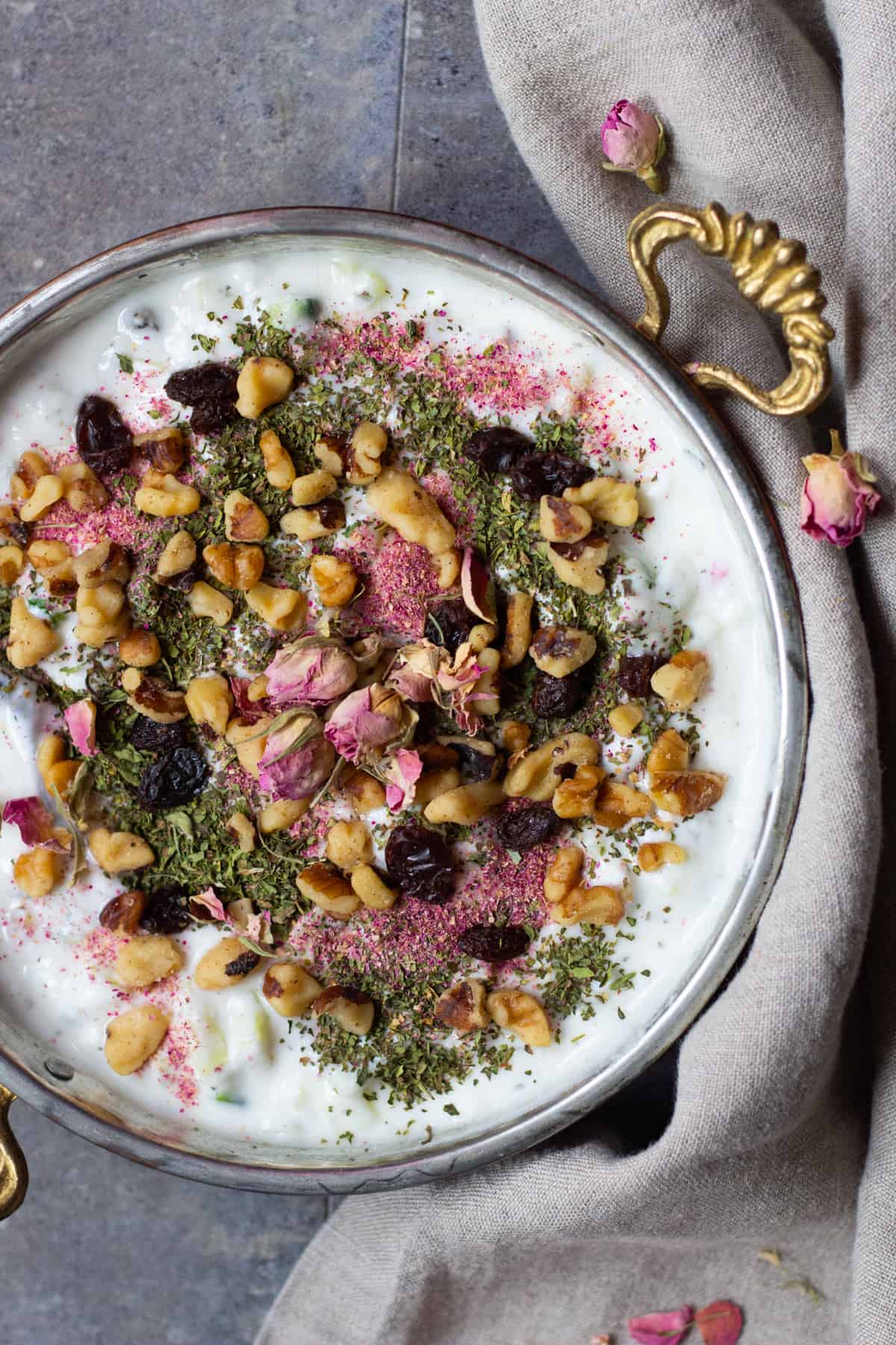 Mast o Khiar (Persian Yogurt and Cucumber Dip) • Unicorns in the Kitchen