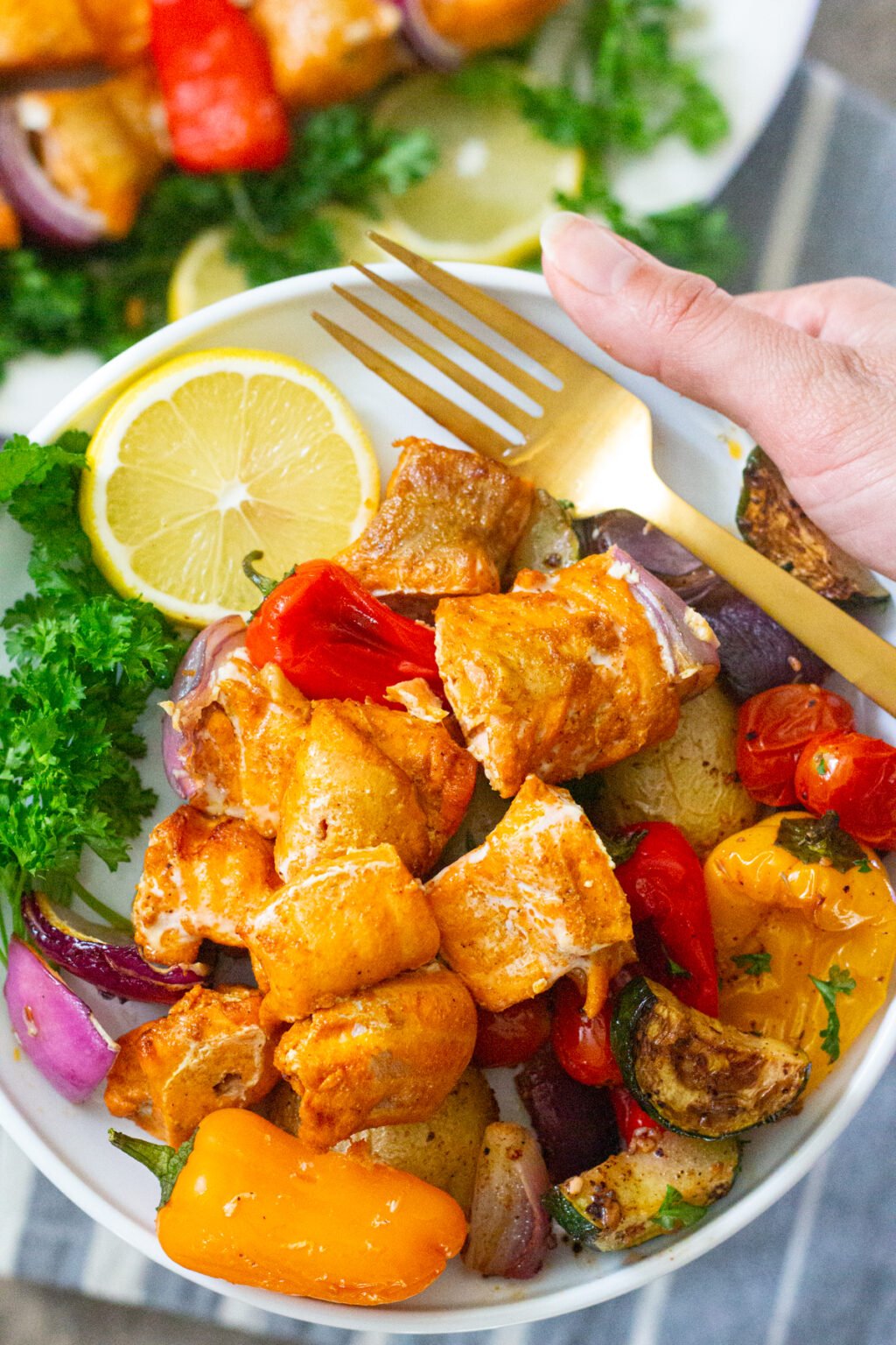 Grilled Salmon Shish Kabobs [Video] • Unicorns in the Kitchen