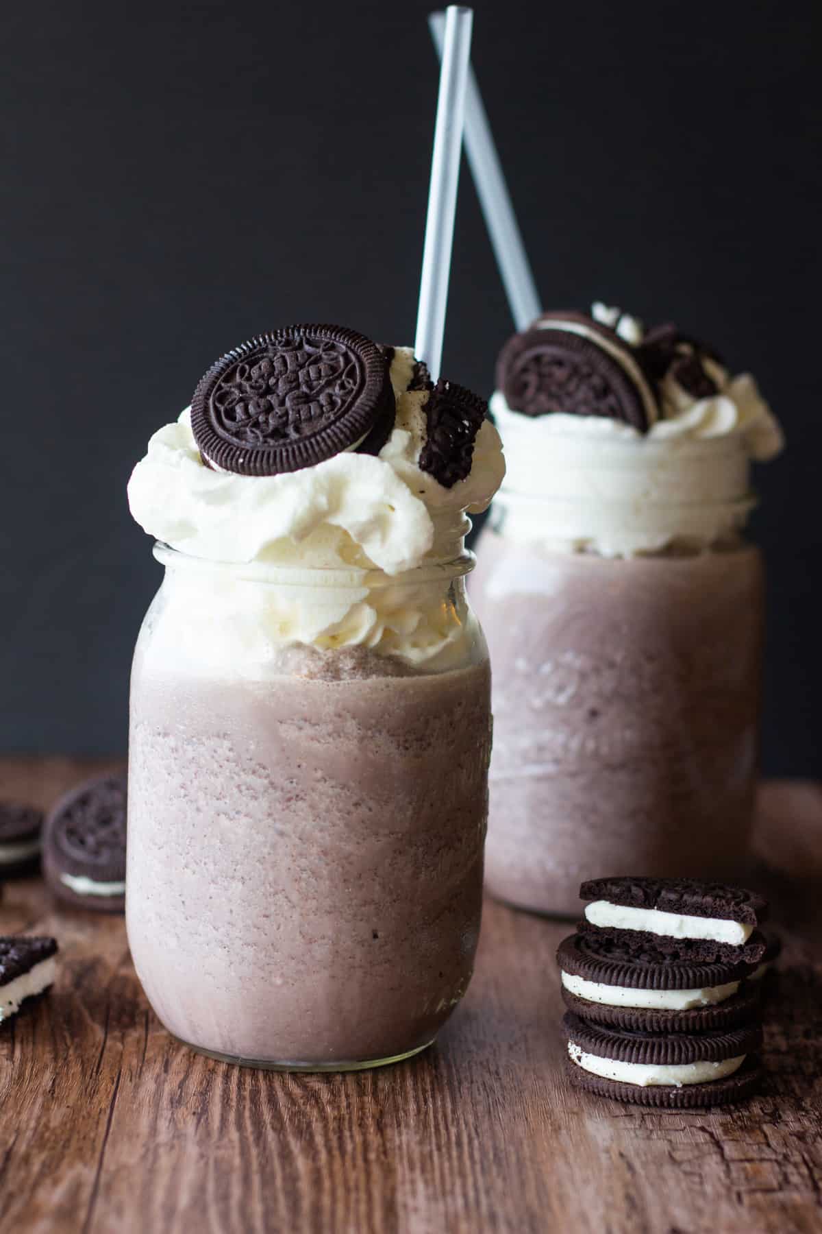 This oreo milkshake Recipe is a keeper. It's perfect for summer!