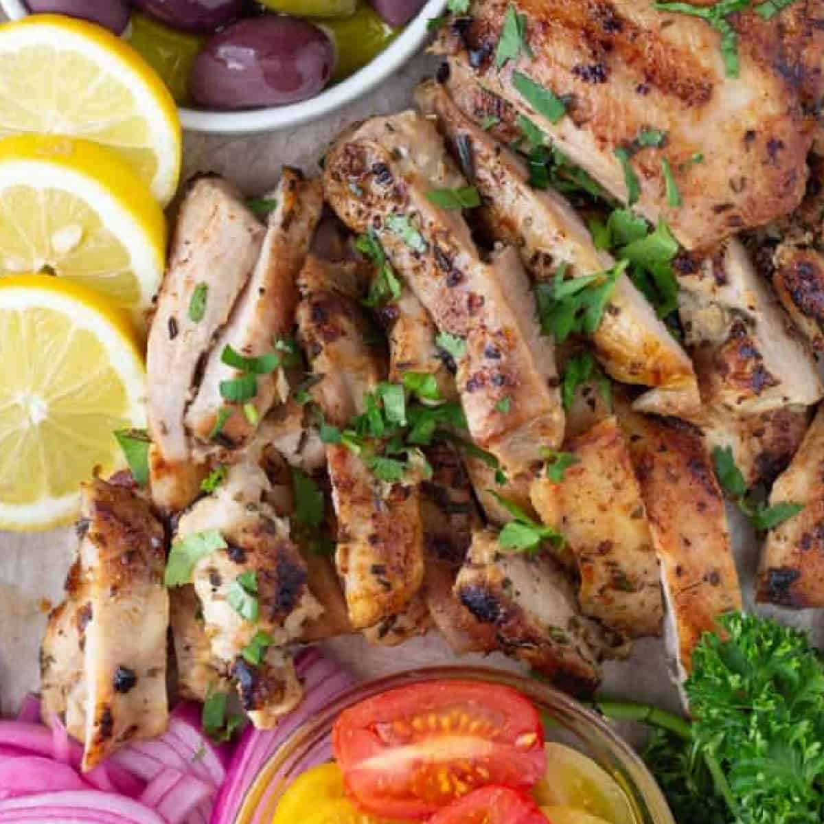 Mediterranean garlic chicken