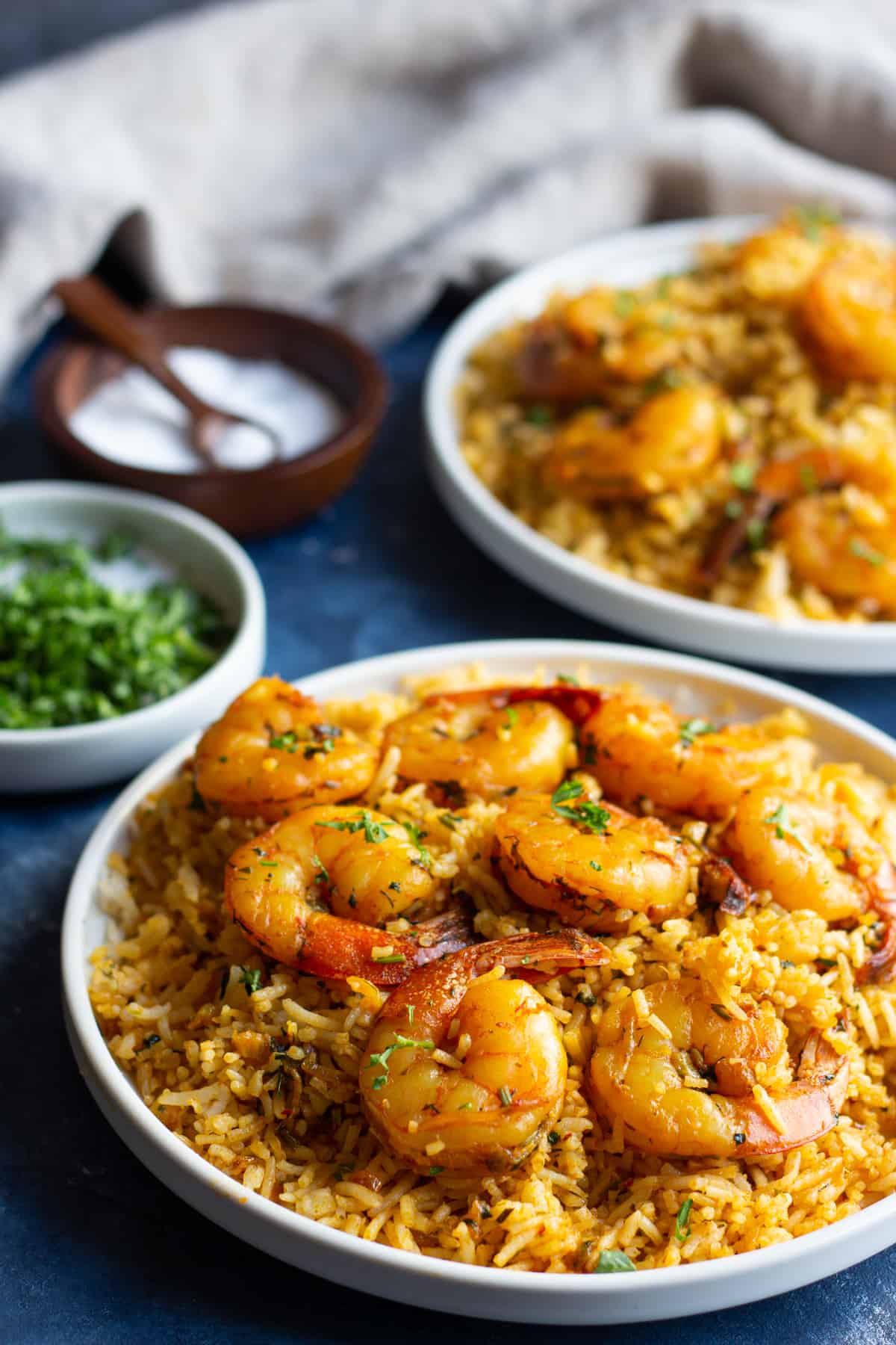 Try the classic combination of shrimp and rice with a Persian twist. This dish is packed with delicious and warm Middle Eastern spices! Master this recipe by watching our video and step-by-step tutorial.
