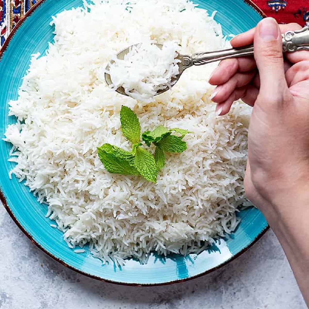 Christmas side dishes Instant pot white rice comes out perfectly every time. Learn how to make white rice in instant pot, the cooking time is only 5 minutes. 
