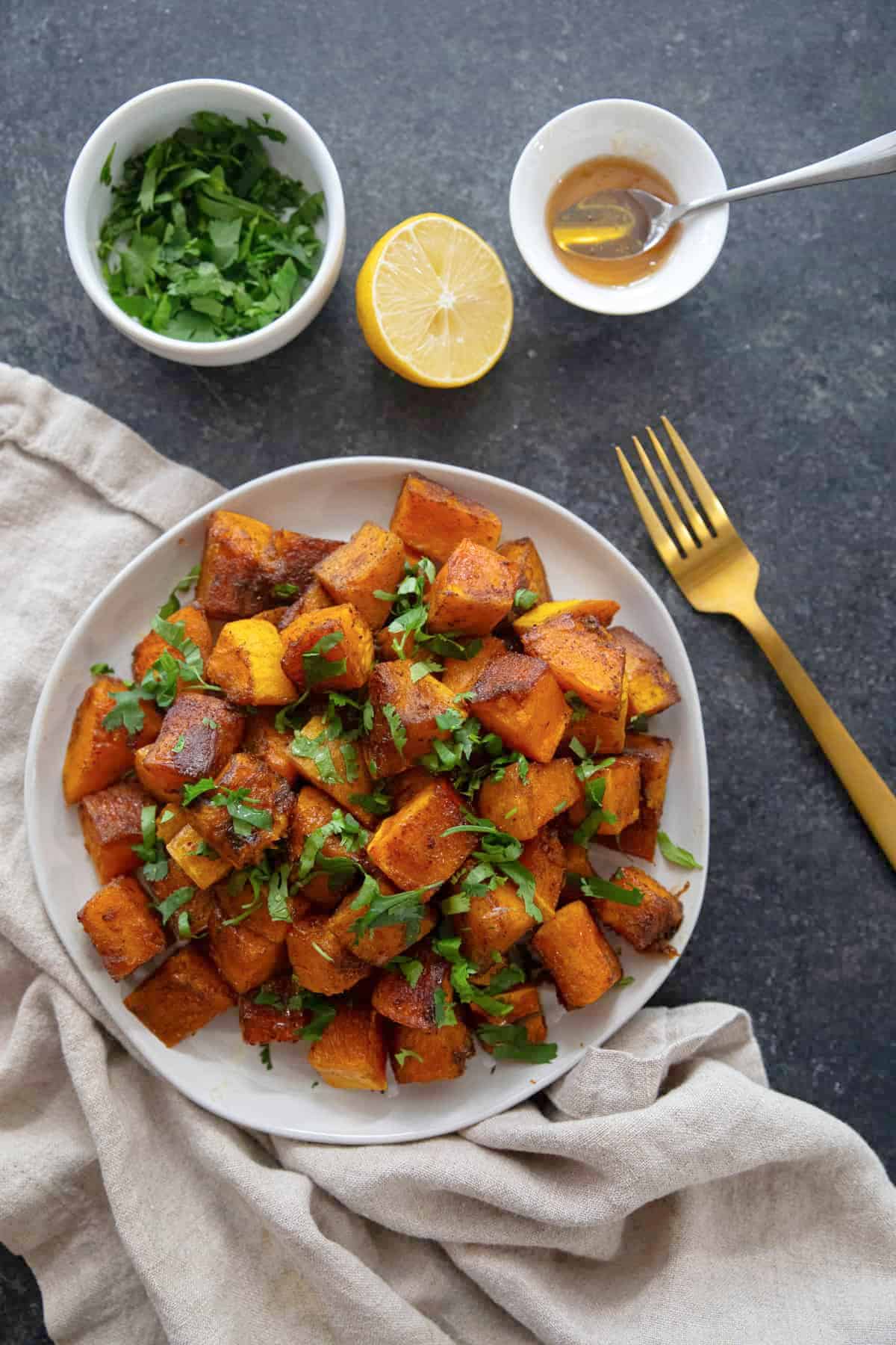 overhead shot roasted butternut squash with honey.