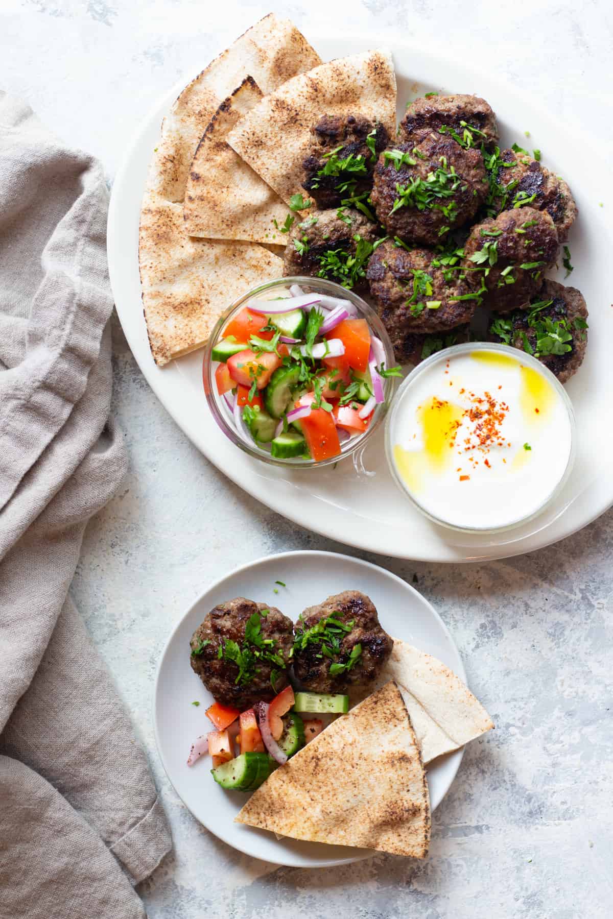 This is the best kofta kebab recipe! So easy and simple, made with just a few ingredients and ready in no time! These koftas are juicy and so delicious. For the perfect meal serve them with pita, salad and a delicious yogurt sauce.