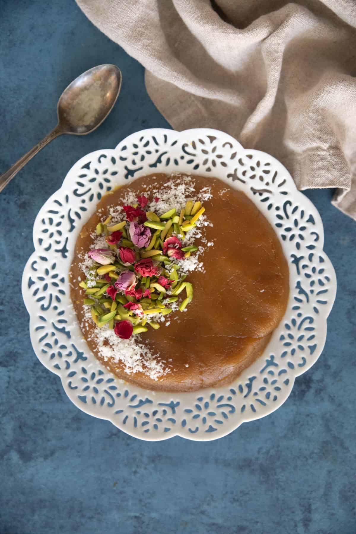 Front shot of flour halva.