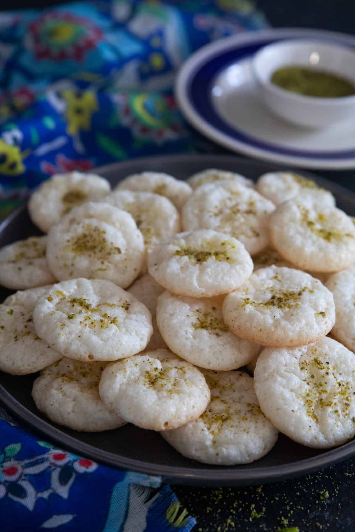 Front shot of Persian coconut cookies.