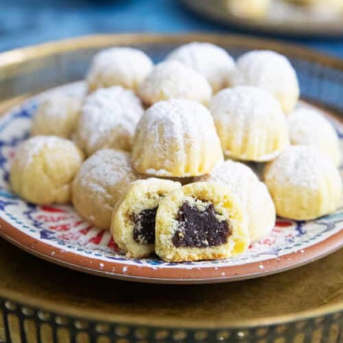 Maamoul (Date Filled Cookies) • Unicorns in the Kitchen