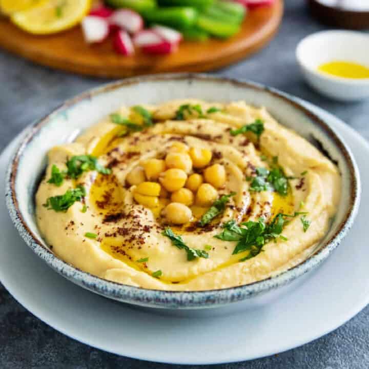 Roasted Garlic Hummus • Unicorns in the Kitchen