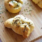 garlic knots