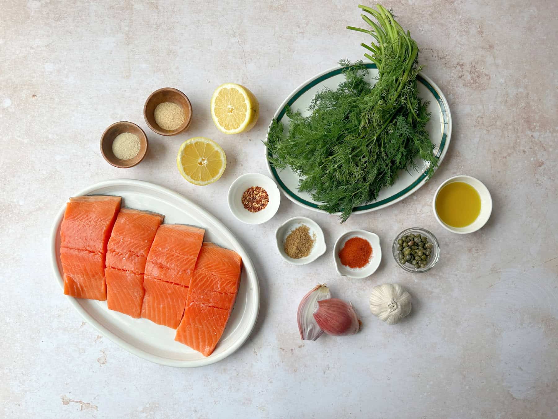 For this recipe you need salmon, spices, shallots, capers, olive oil, garlic, lemon and dill. 