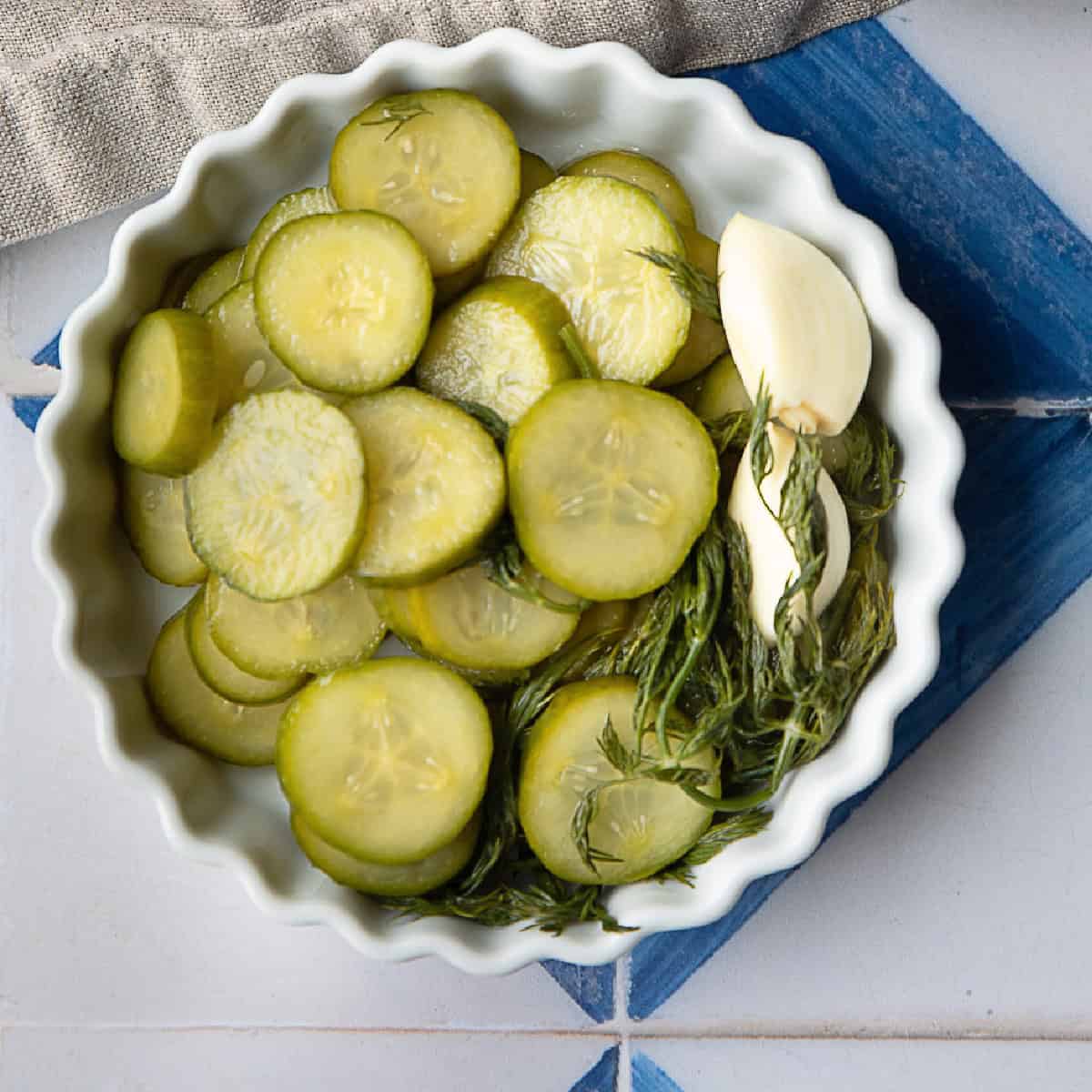 Easy Quick Pickled Cucumbers Recipe