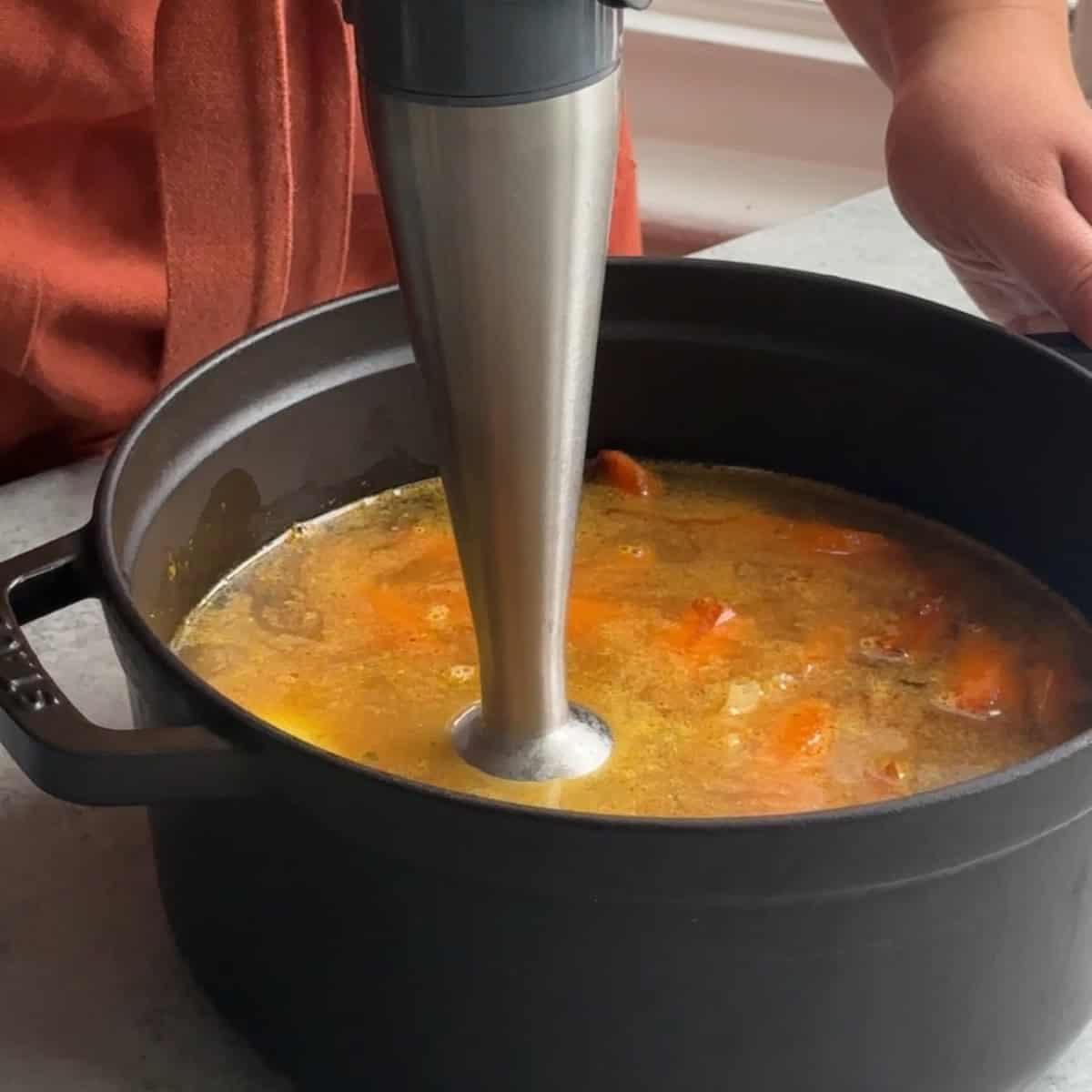 blend veggies and broth with immersion blend