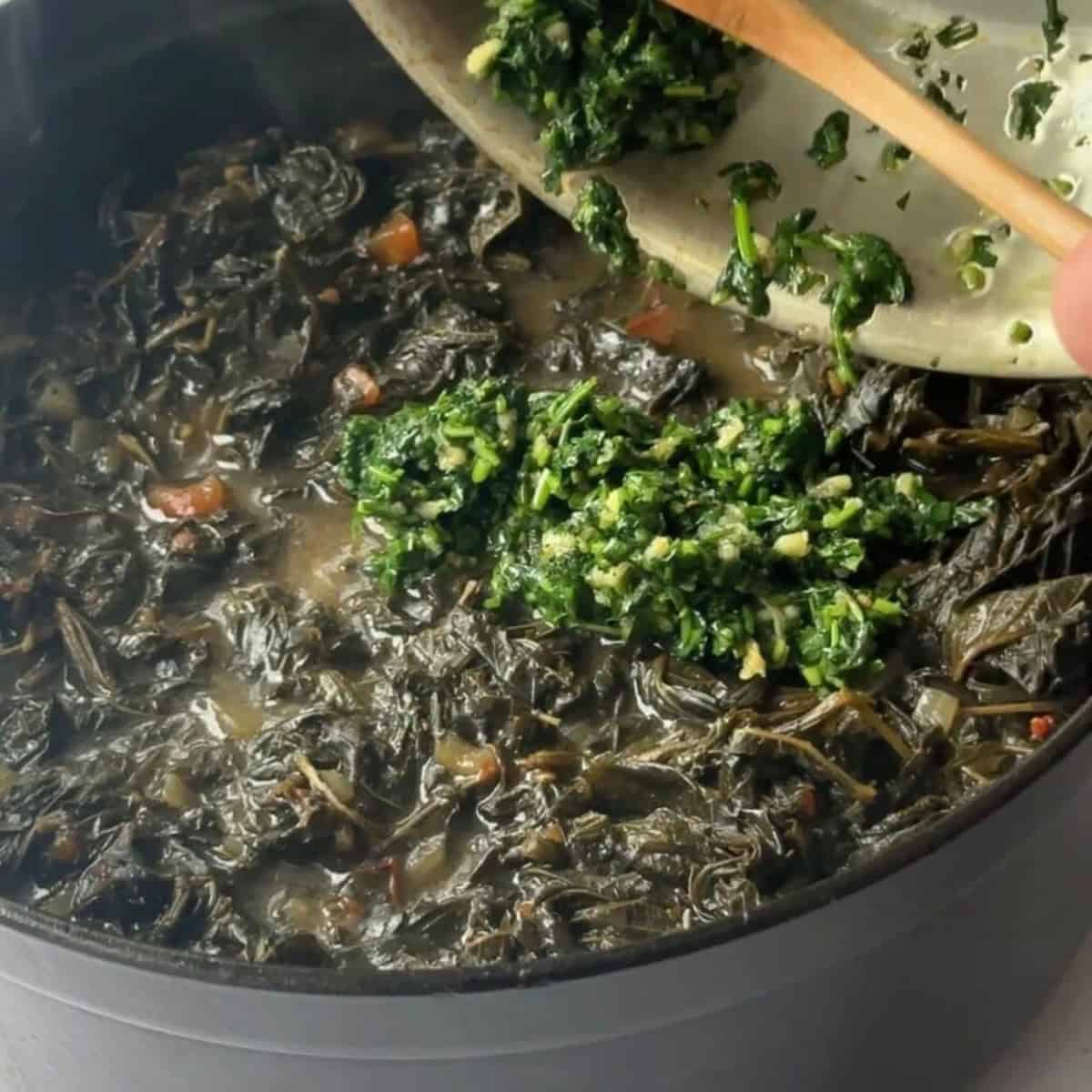Molokhia Step by Step add to molokhia pot