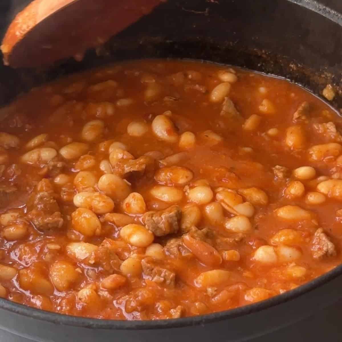 How to Make Kuru Fasulye bring to a simmer to combine flavors