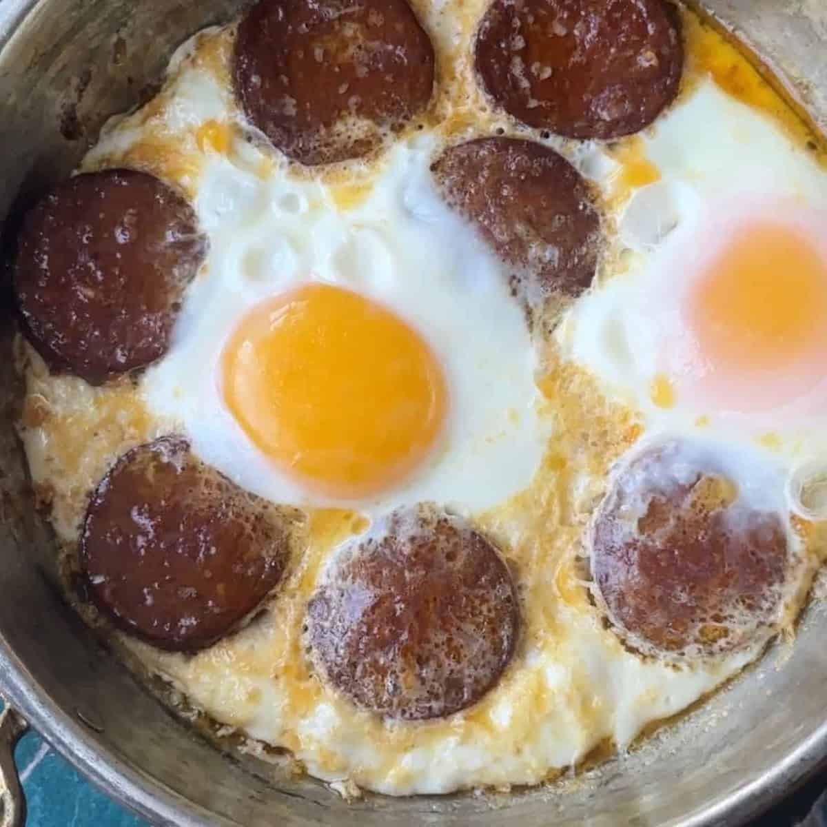 sucuk yumurta